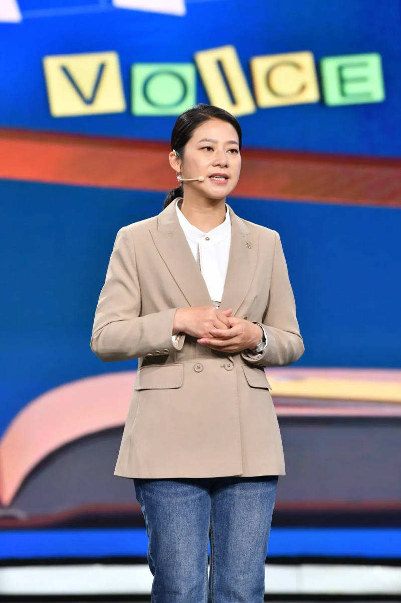 信仰的力量大湾村第一书记余静一堂振奋人心的党课