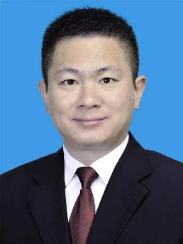 县委副书记、提名县长候选人：江飞