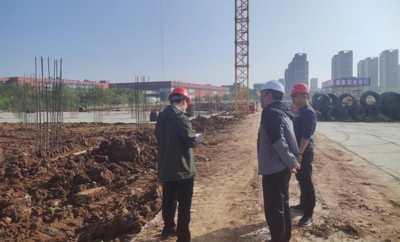 经济开发区：“三链”协同跑出项目建设加速度