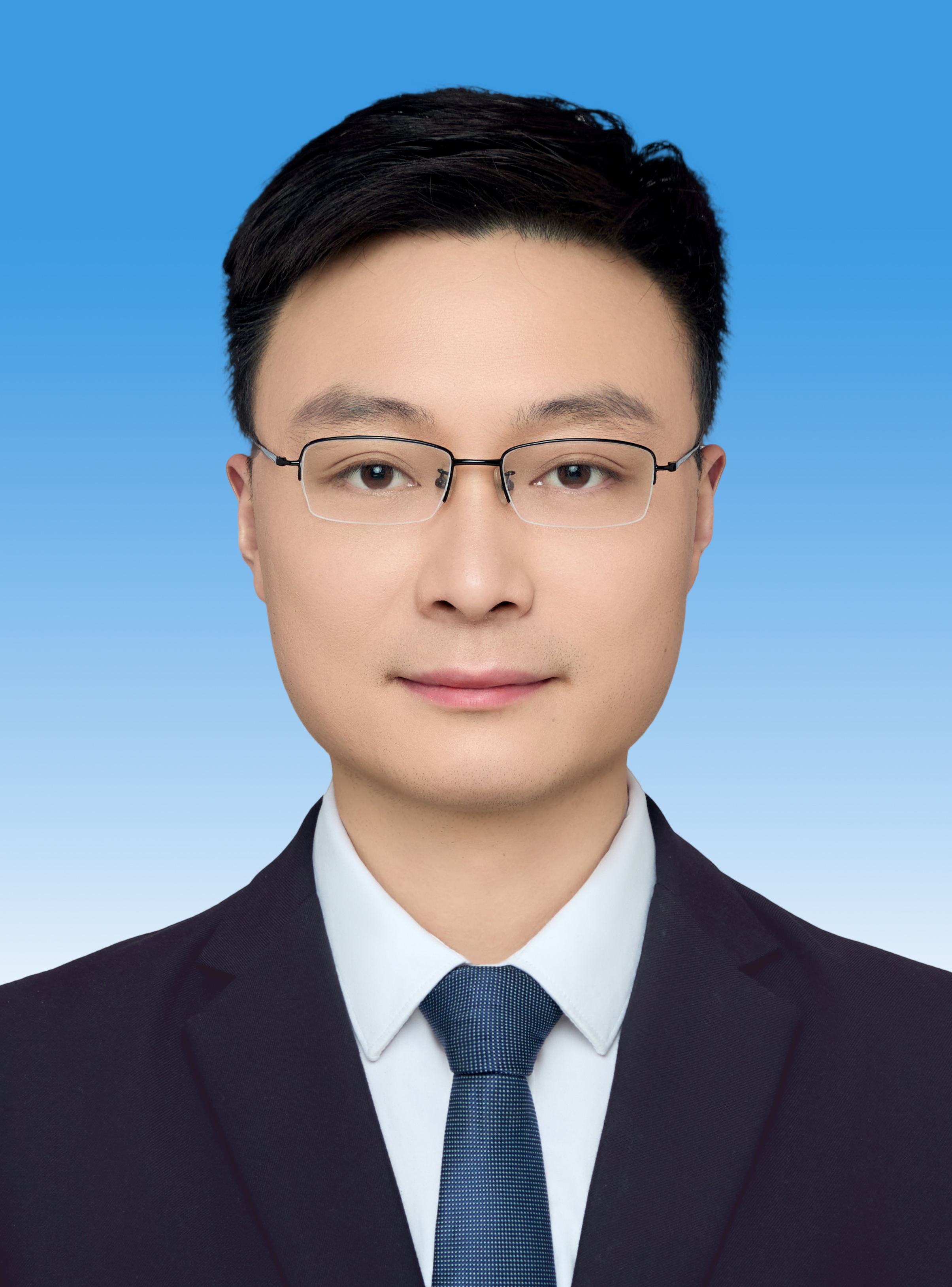 副县长，双河镇党委书记：刘瑞